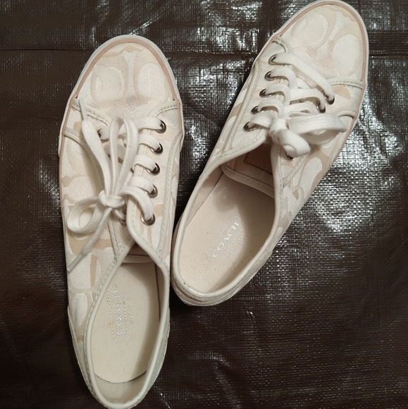 Coach Sneakers Shoes - Picture 1 of 7